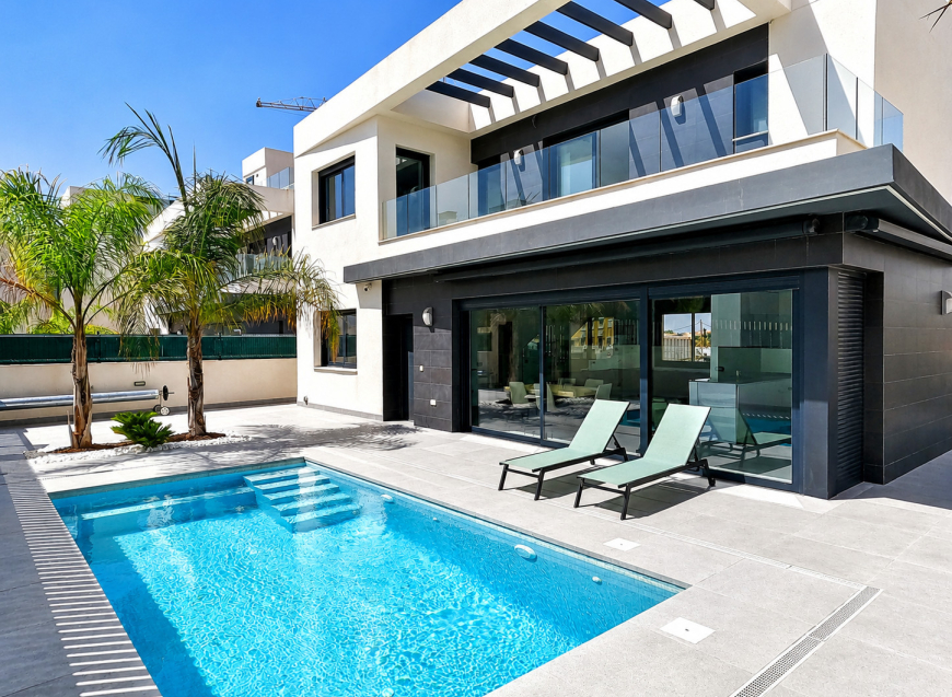Re-Sale · Detached Villa Algorfa · La finca Golf