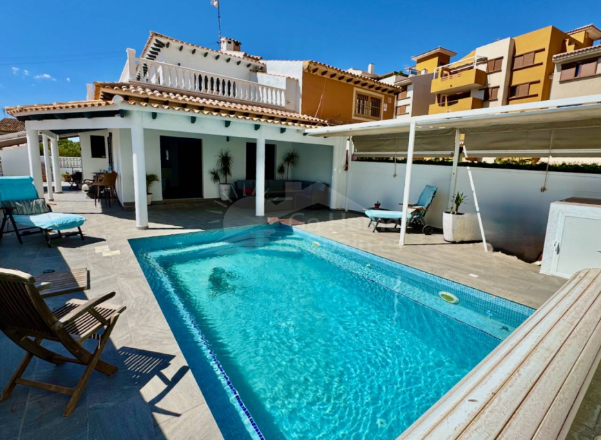 Venta · Detached Villa Punta Prima