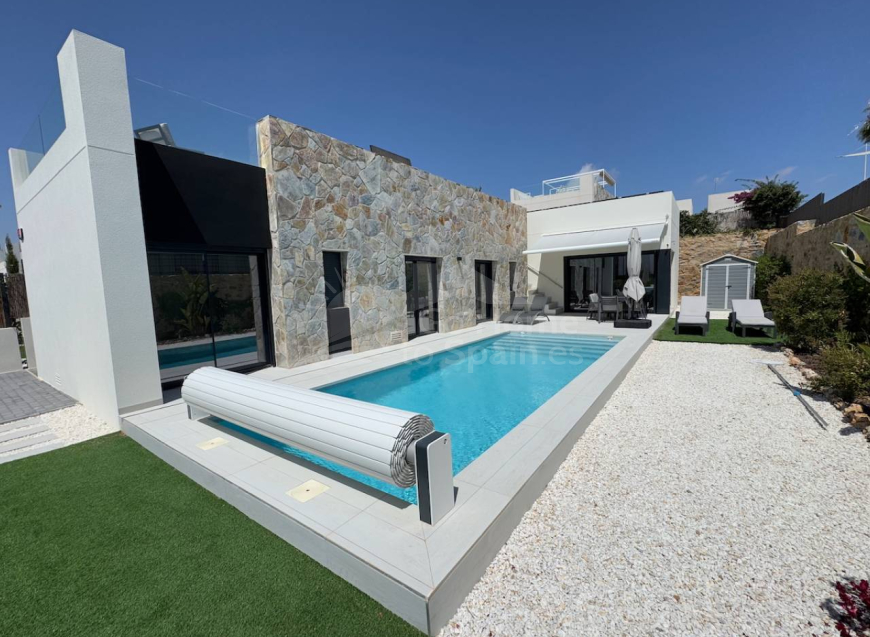 Re-Sale · Detached Villa Algorfa · La Finca Golf Resort